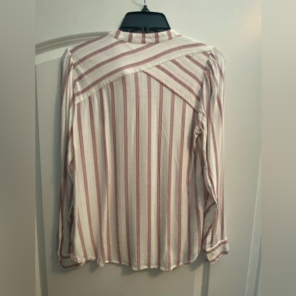 Loft size small lightweight button up- red, navy, and cream - Picture 5 of 8